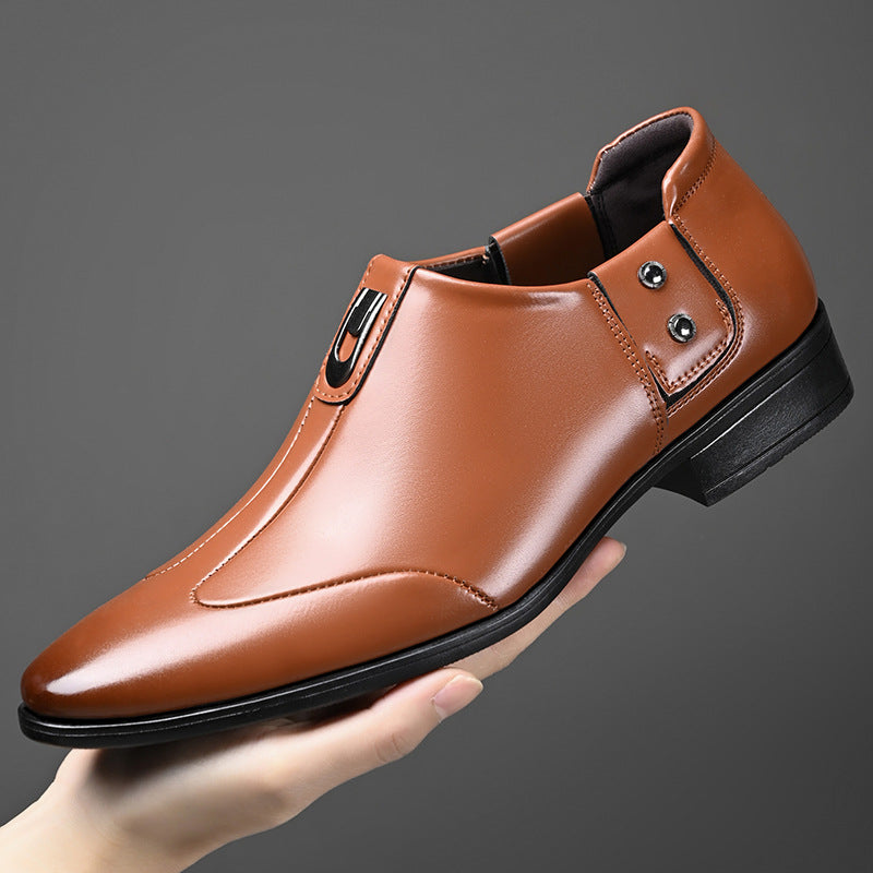 Factory direct sales men's leather shoes four seasons soft leather soft sole British style casual shoes trendy brogue men's shoes
