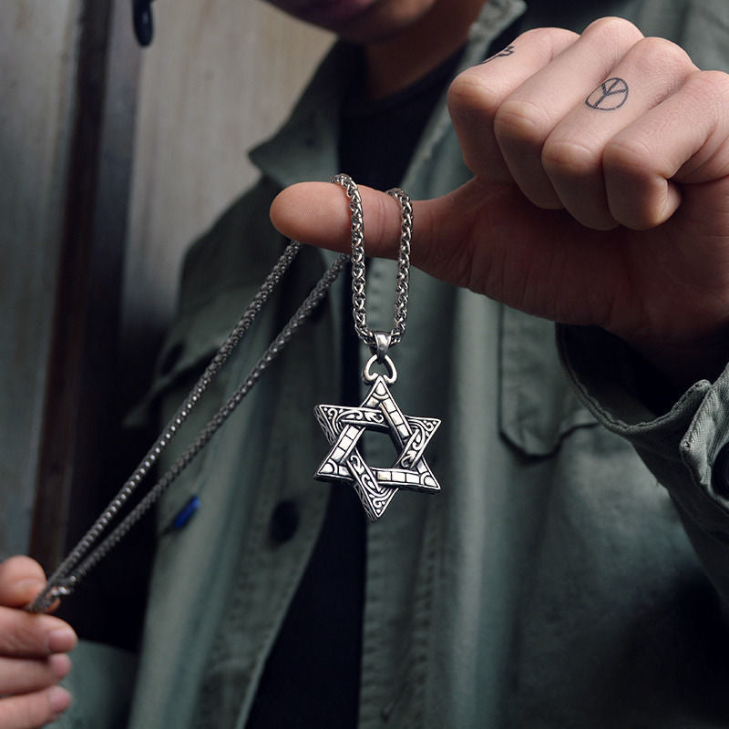 Long titanium steel necklace men's hipster versatile personality street hiphop pendant hip hop accessories sweater chain women's jewelry