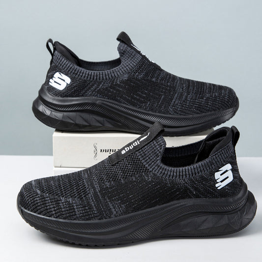 High elasticity and breathable flying knitted men's shoes 2025 new lightweight and comfortable versatile shoes cold sticky casual soft sole men's shoes
