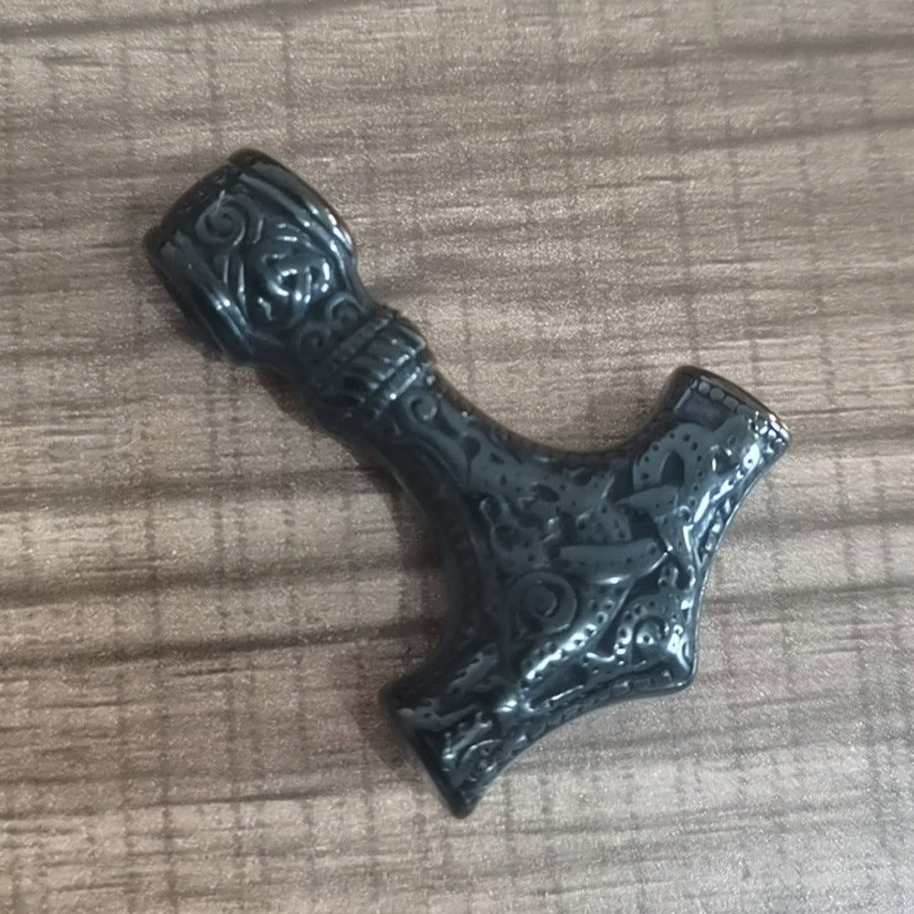 Stainless steel Quake necklace European and American vintage style Viking jewelry Mjolnir men's titanium steel personality pendant
