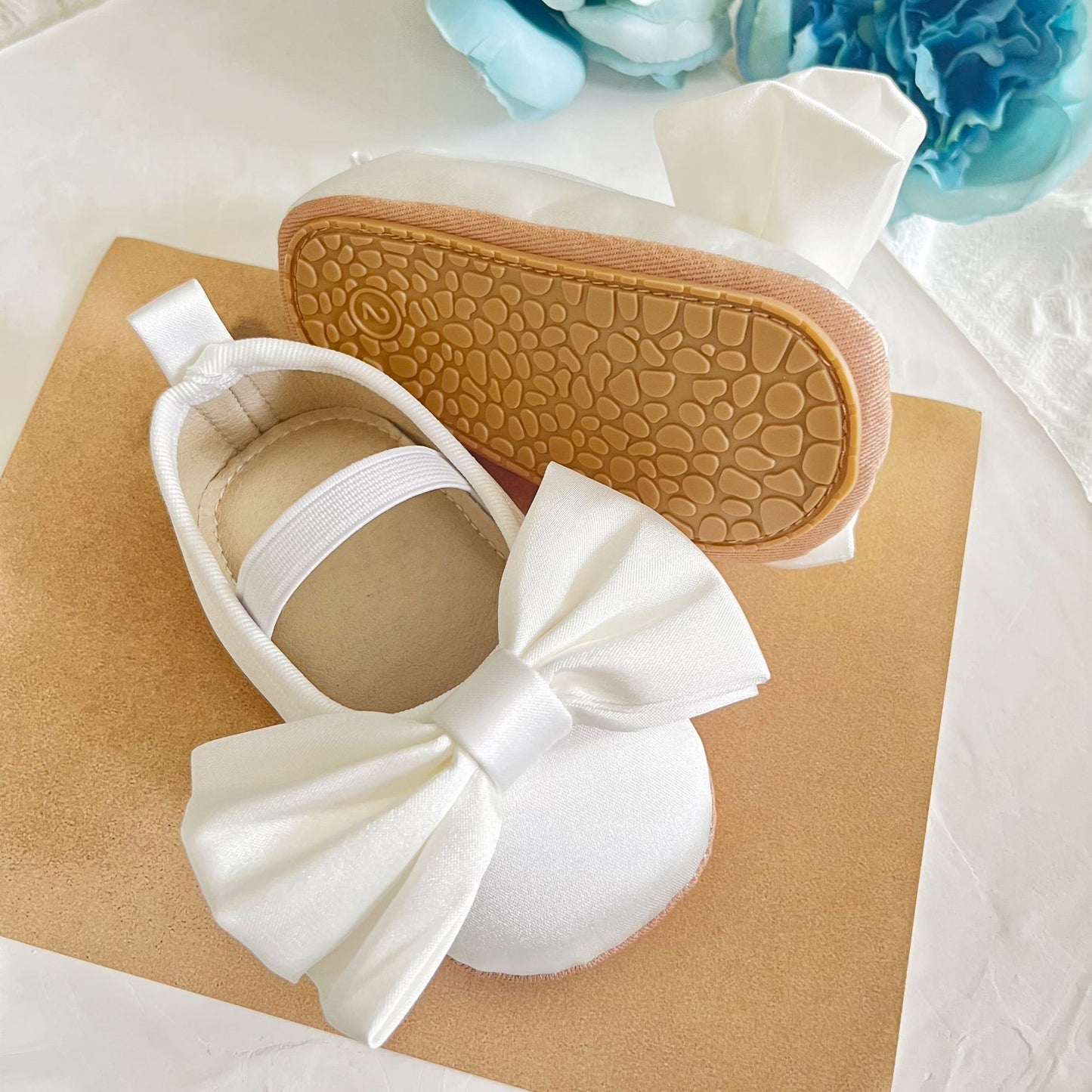 Infant shoes spring, autumn and summer girls, baby baby princess anti-slip shoes, soft-soled toddler shoes cross-border spot