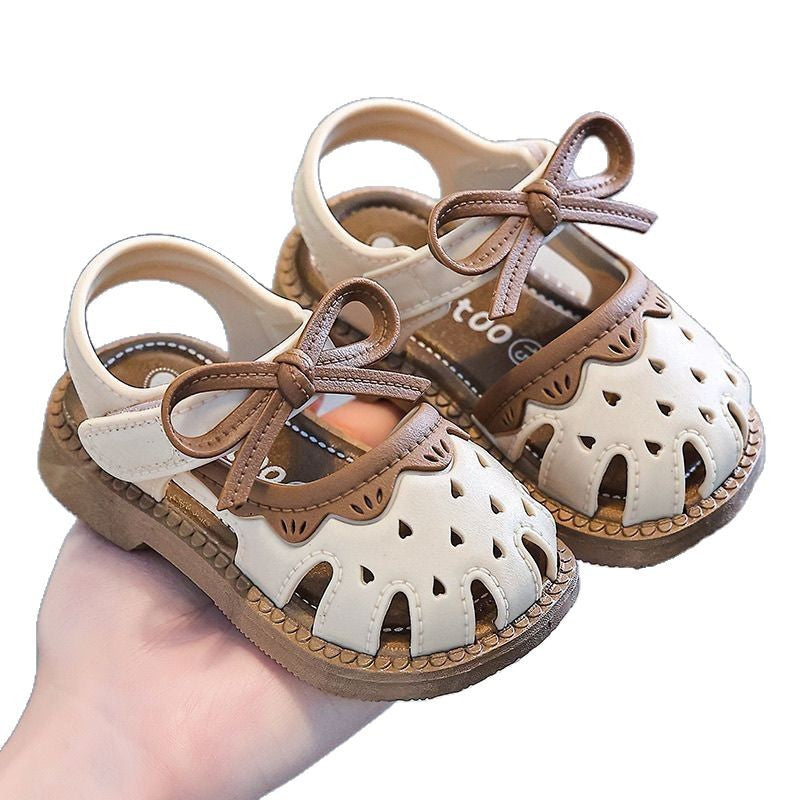 Baby girl sandals summer girls' plastic anti-pee soft sole non-slip middle and secondary school children toddler baby sandals 01-2-3 years old