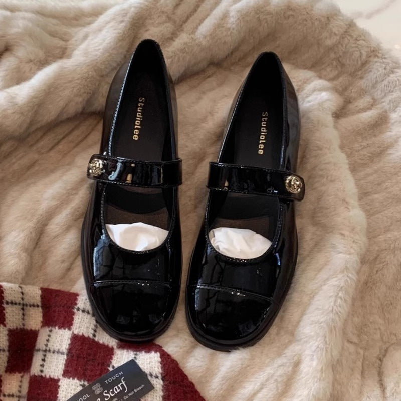 Small fragrance style Mary Jane shoes women's French one-button spring flat shoes shallow thick heels small leather shoes loafers women