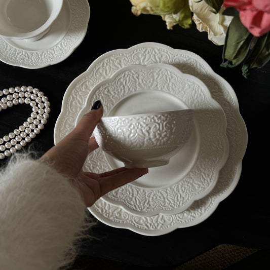 French vintage petal edge embossed ceramic pure white tableware dessert breakfast salad dinner plate coffee cup saucer