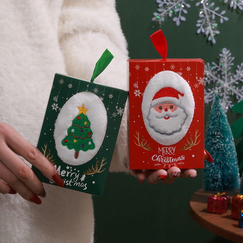 Cross-border Christmas creative towel gift box embroidery children's gift cartoon doll Christmas gift activity to customers