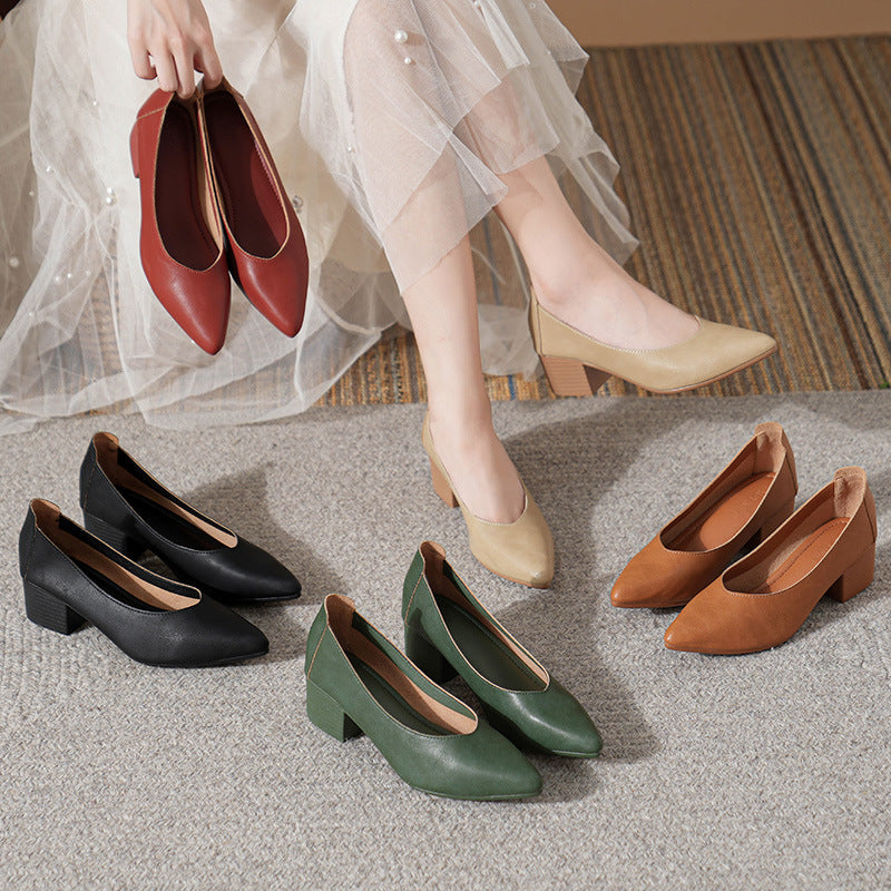 Moccasined granny shoes thick heel pointed toe single shoes women's middle heel 2024 new spring and autumn versatile soft leather pumps high heels