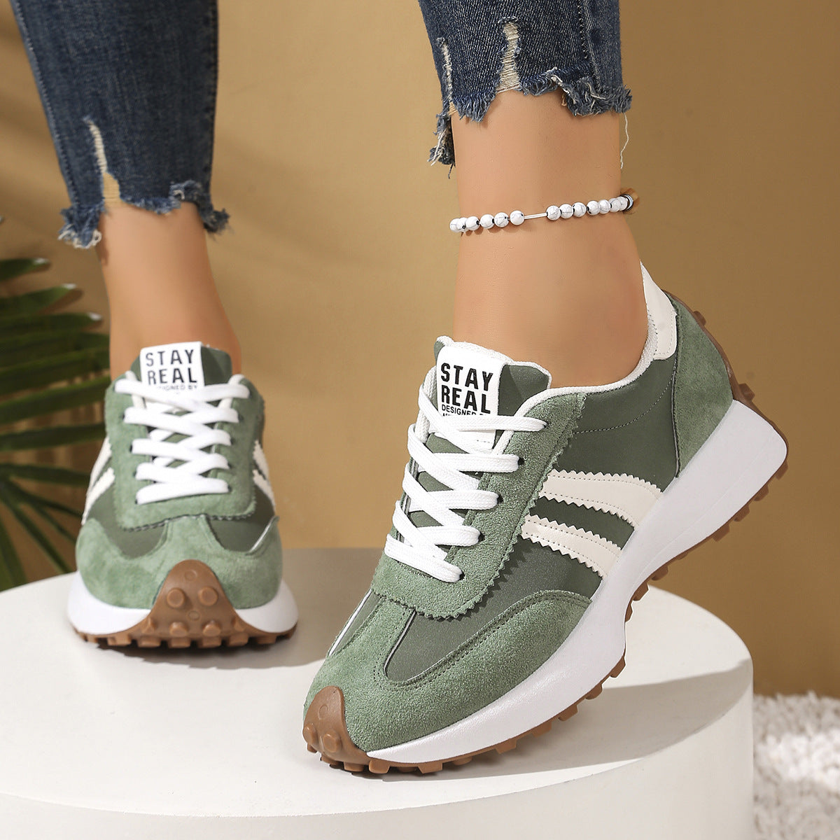 Plus-size small waist daddy shoe girl 2025 spring/summer new Internet celebrity platform student casual shoes sports Forrest Gump shoe girl