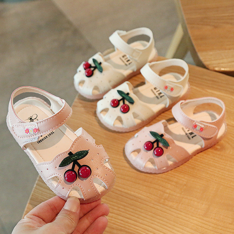 2026 Summer New Baby Walker Shoes Girls' Sandals Cute Cherry Baby Shoes Soft Sole Children's Shoes Trend