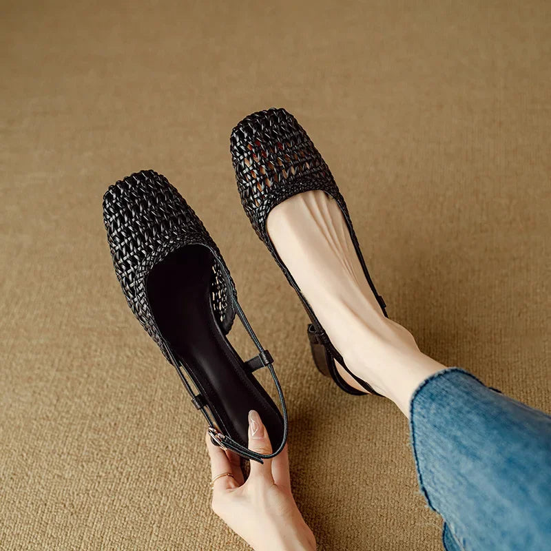 Woven Cutout Toe Sandals Women's Summer 2024 New Fashion Breathable Square Toe Medium Block Heel Hollow Women's Shoes Single Shoes