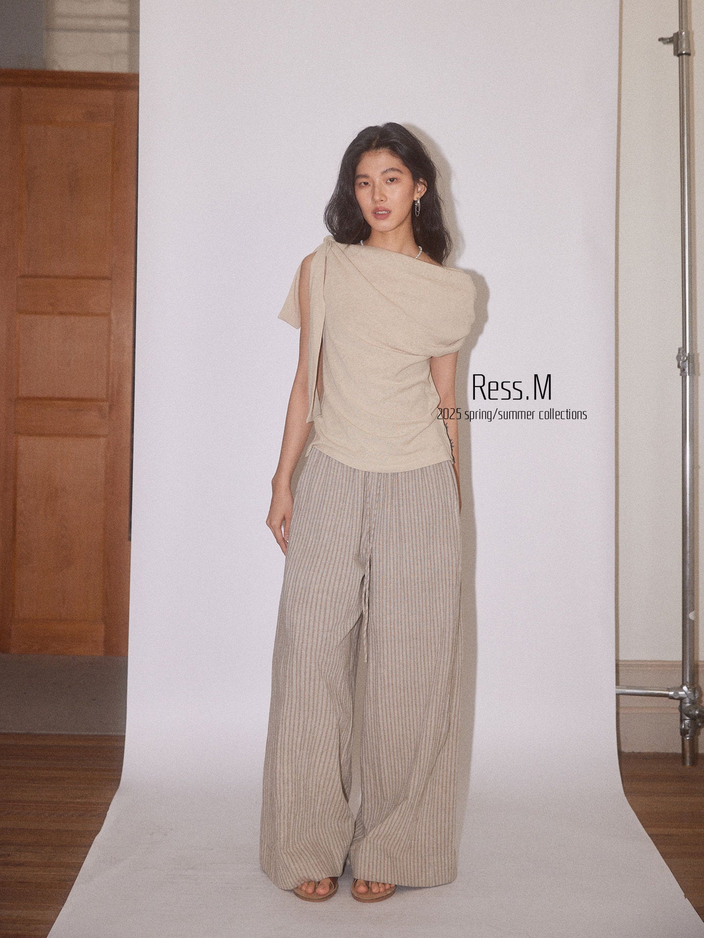 Ress.M thirteen rows, simple and irregular, multi-wearing, temperamental, fashionable shirt, vest, elegant knotted top