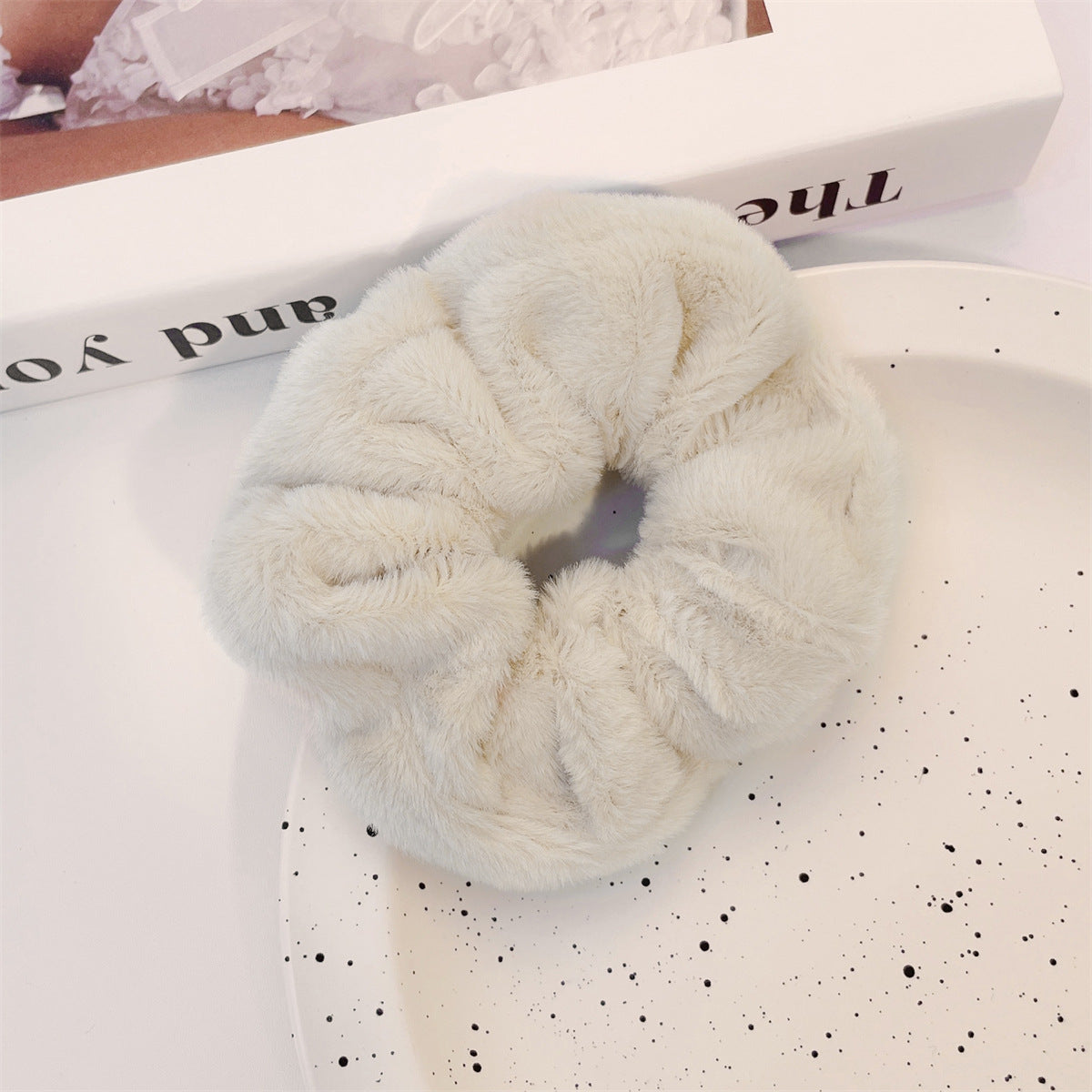 Plush hair ring large intestine ring fairy autumn and winter new ins sweet head rope female simple and versatile girl headwear hair rope
