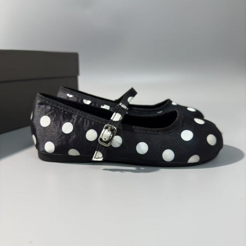 Popular girls' single shoes, new French polka dot silk satin beanie shoes, temperament, Korean ballet shoes, soft-soled princess shoes