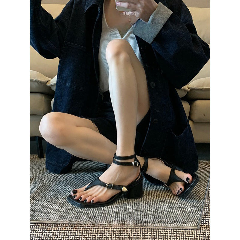 Roman square toe clip foot herringbone high heel sandals women's 2025 new summer block heel straight buckle strap clip toe women's shoes