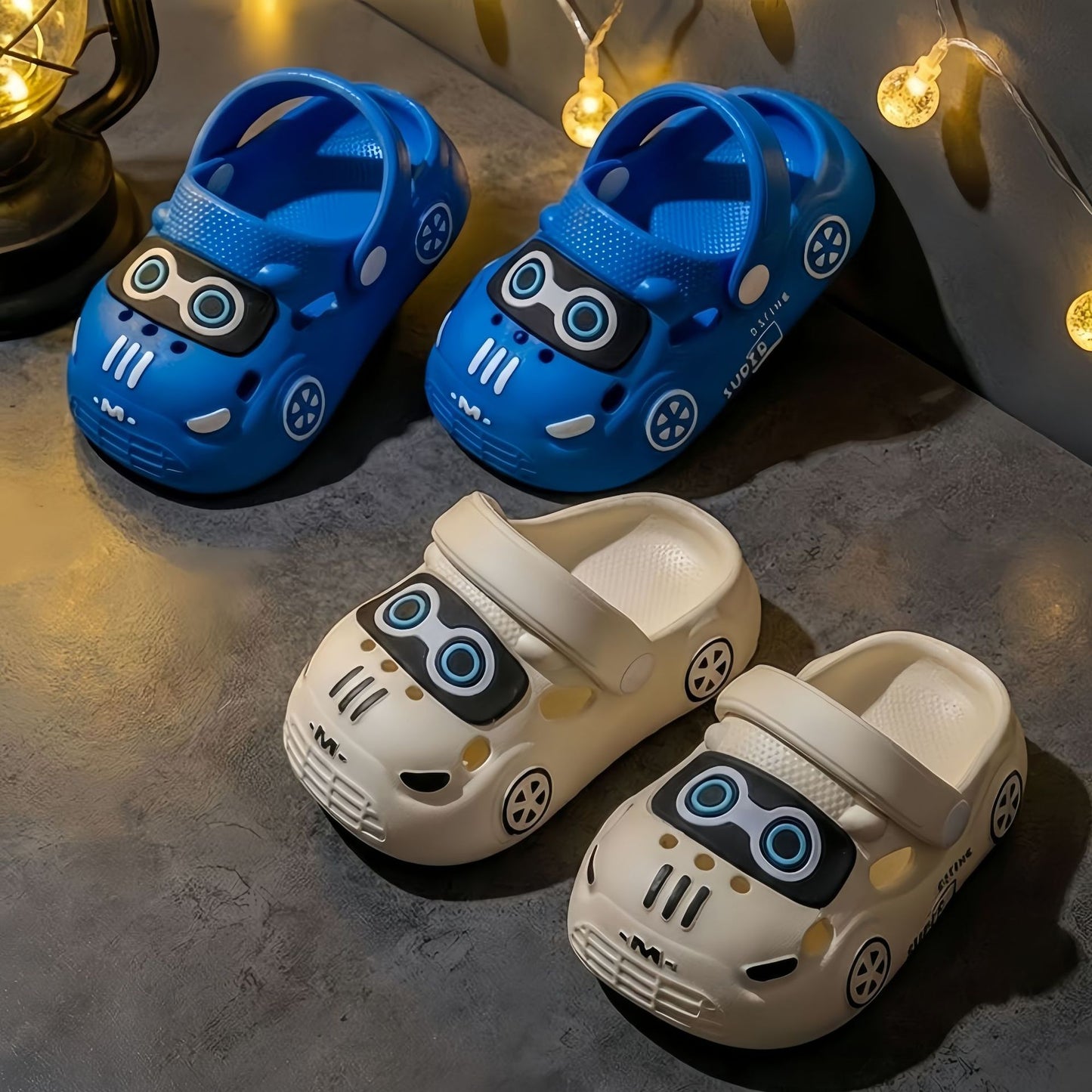 Children's slippers summer cartoon boys and girls non-slip soft soles indoor and outdoor car babies baotou hole cool slippers