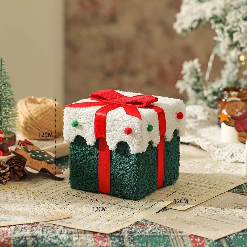 Christmas gift box Christmas Eve high-value creative apple flannel gift box Christmas apple packaging box gift bag