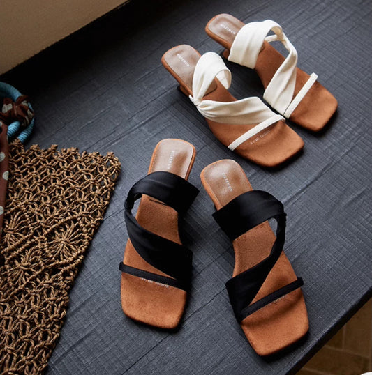Sheepskin color-blocked retro square toe straight with wedge heel slippers women's summer wear Korean version of open-toe high-heeled sandals