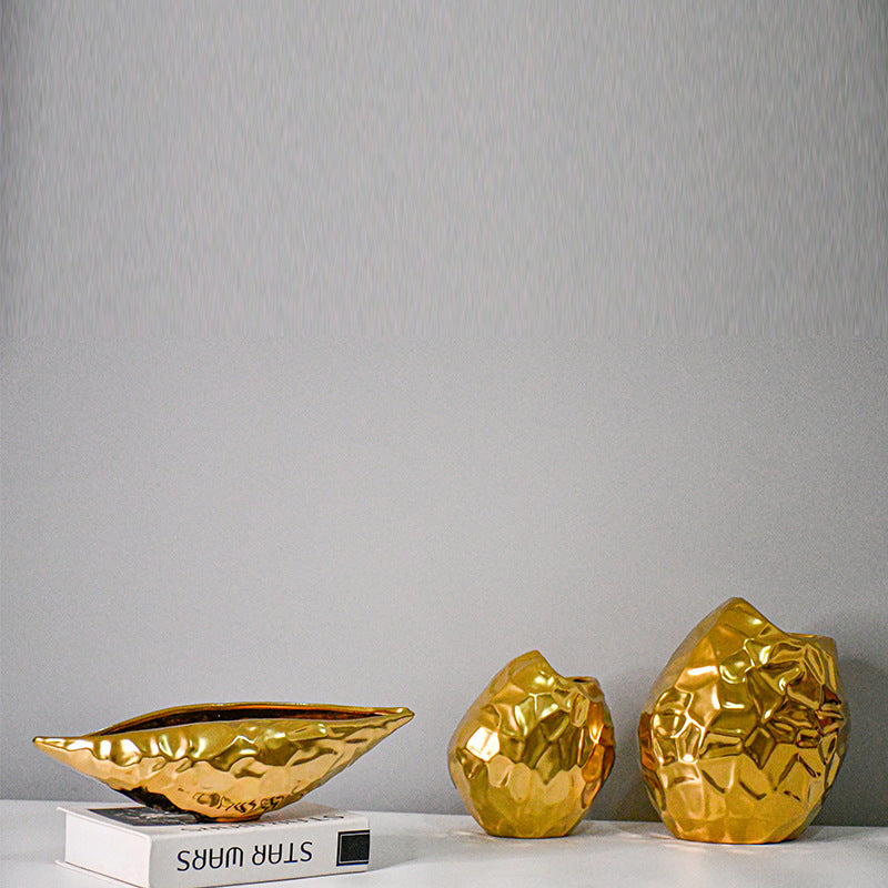 Creative: Nordic simple, special-shaped, gold-plated floral ornaments, light luxury home decorations, living room tabletop, fruit plate