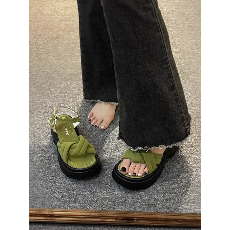 Niche high-end sandals women's summer with skirt 2025 new flatform platform sole with roman beach shoes