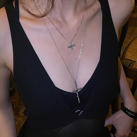Y2K stacking cross necklace women's light luxury, simple and cold, sweater chain, sweet and cool, niche high-end clavicle chain
