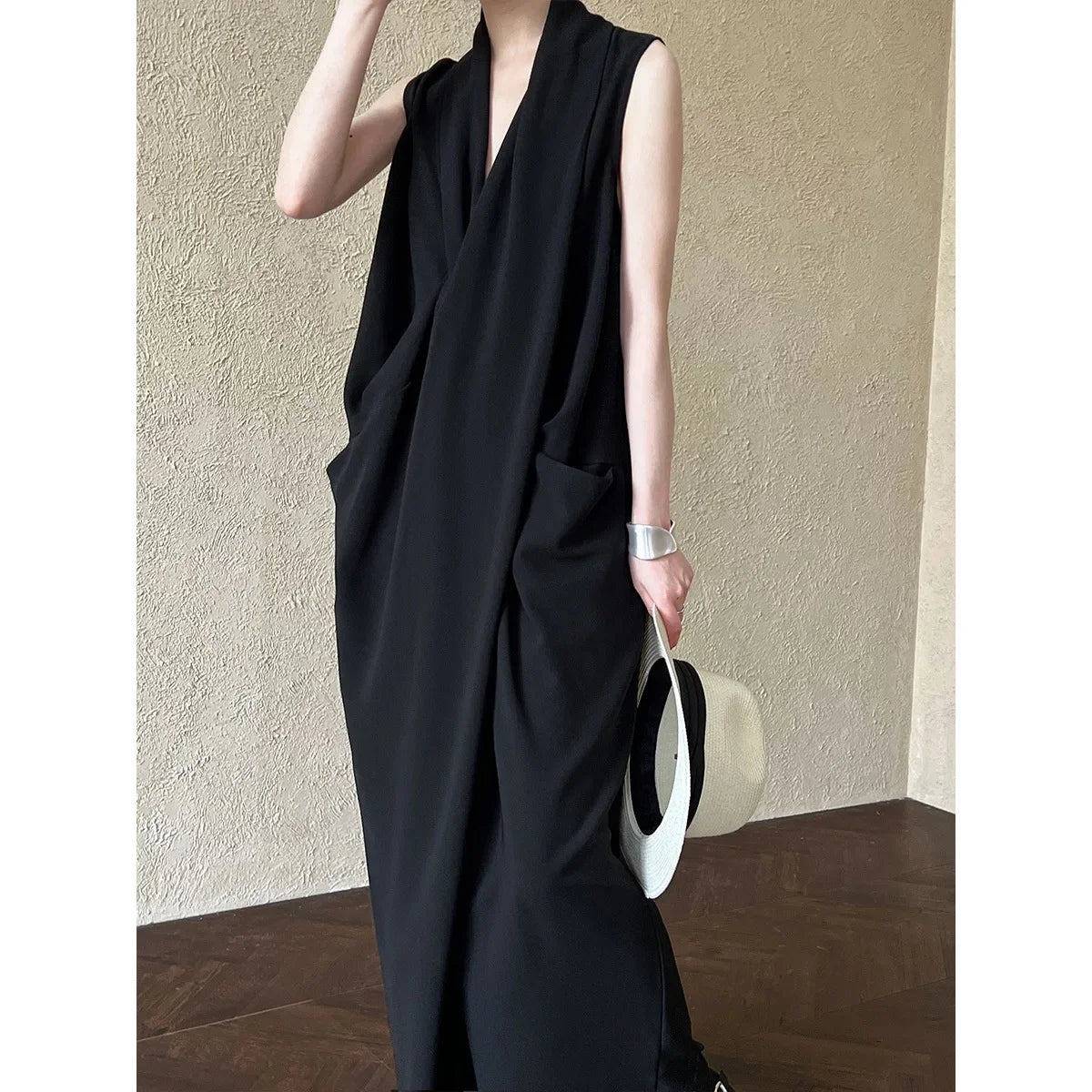 Luxi temperament V-neck sleeveless kink waist dress women's thin irregular senior Hong Kong style long skirt 3985