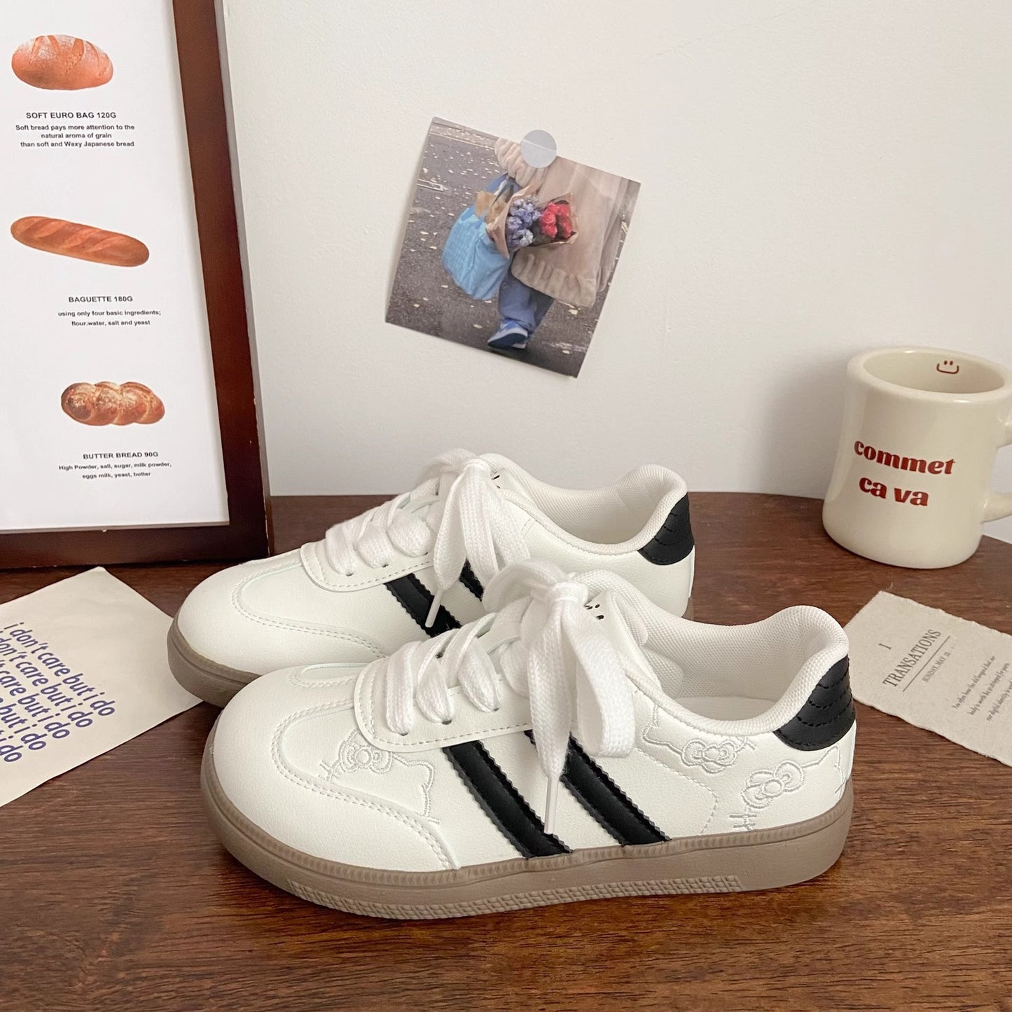 Cute kitten embroidery dexteric shoes women's 2025 new korean niche chic versatile board shoes casual little white shoes women