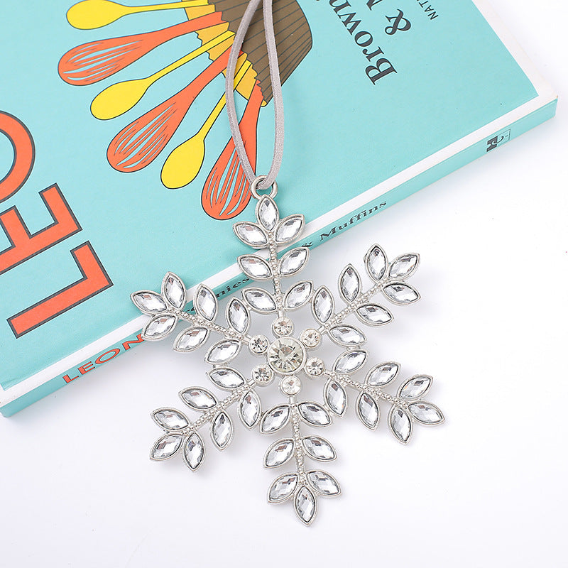 Cross-border new Christmas tree decoration Christmas metal snowflake pendant creative new rhinestone snowflake Christmas ornament
