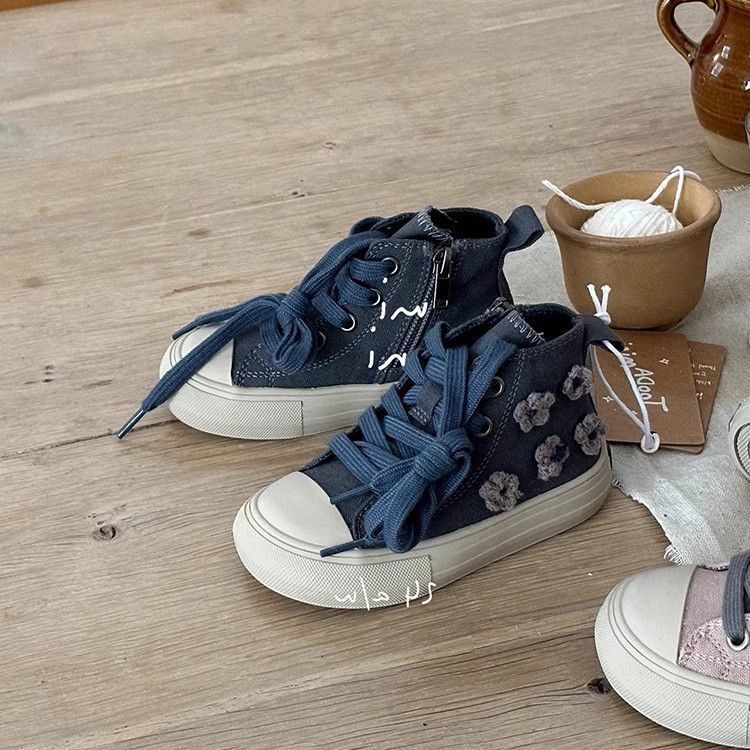 Korean children's shoes 2025 autumn new children's high-top canvas shoes girls' small flower side zipper versatile casual board shoes