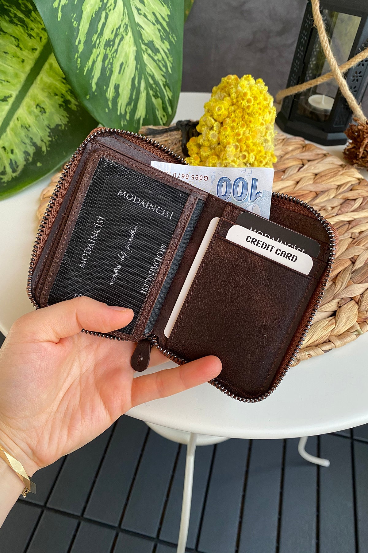 Porto - Genuine Leather Wallet with Zipper Feature