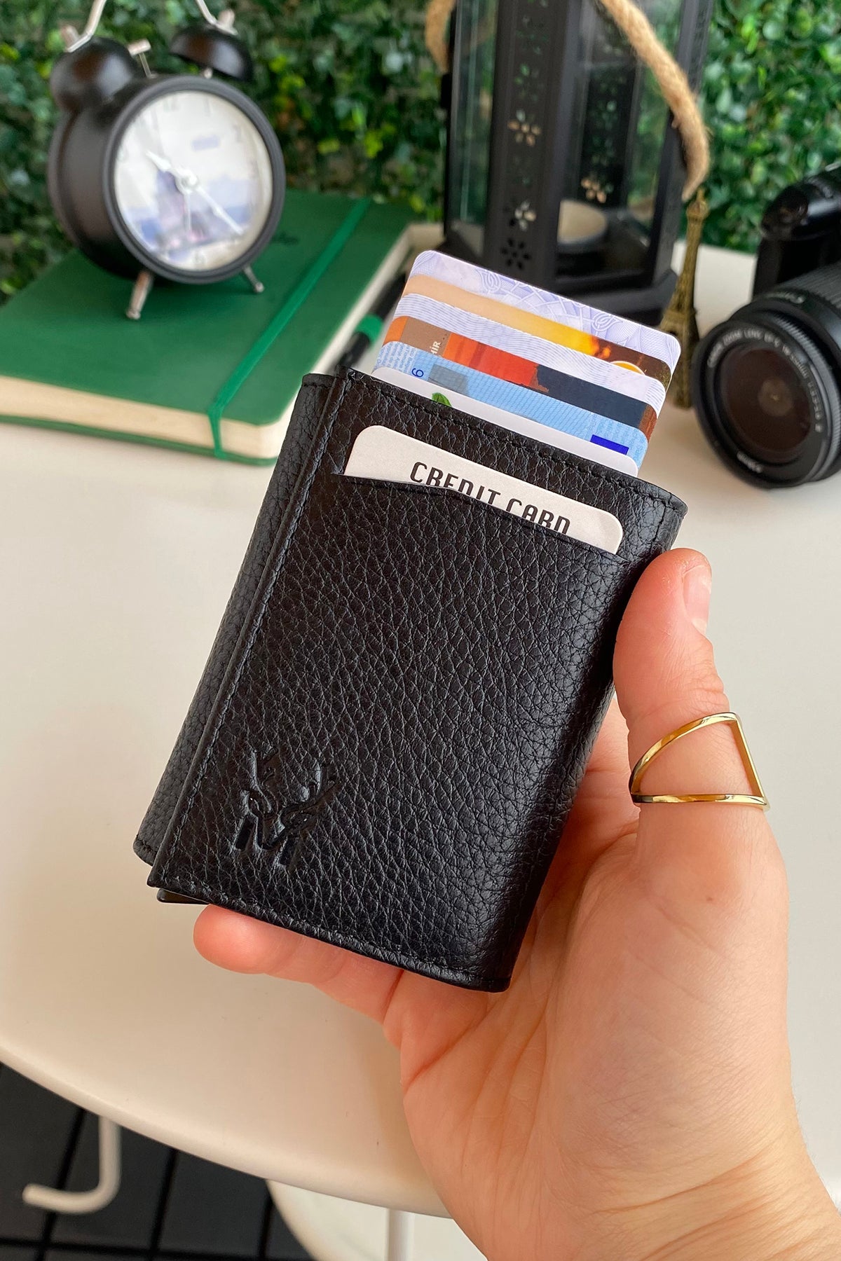 Pescol - Genuine Leather RFID Protection Card Holder/Wallet